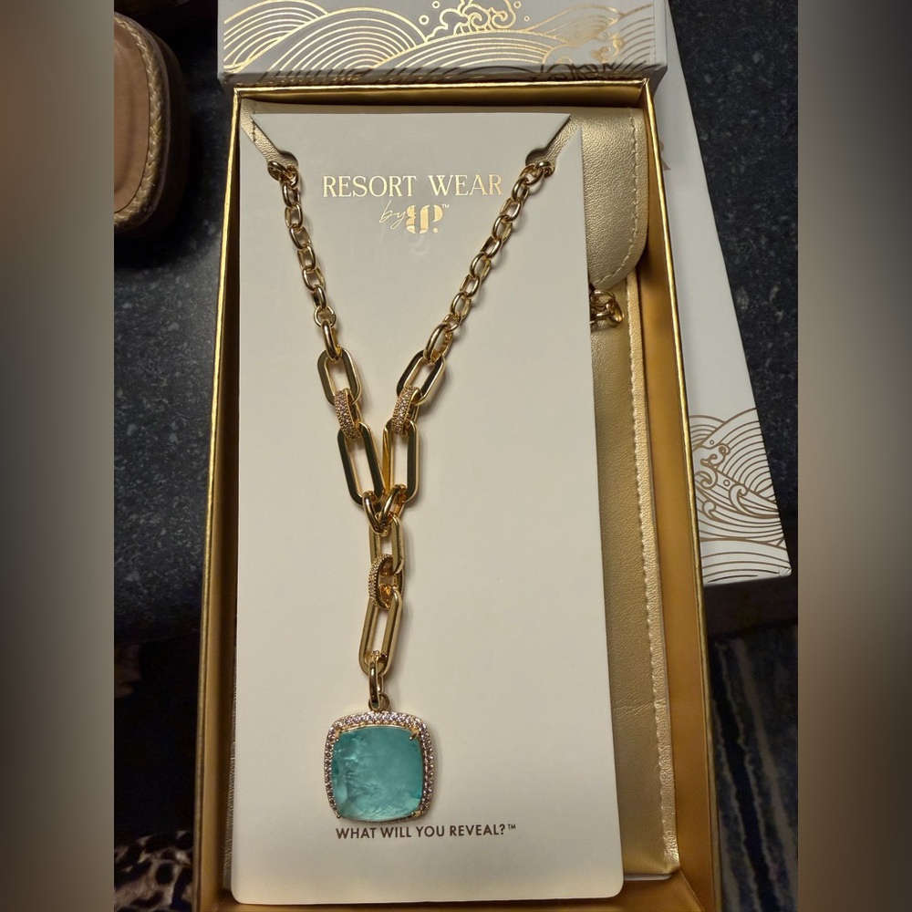 Bomb party resort wear necklace